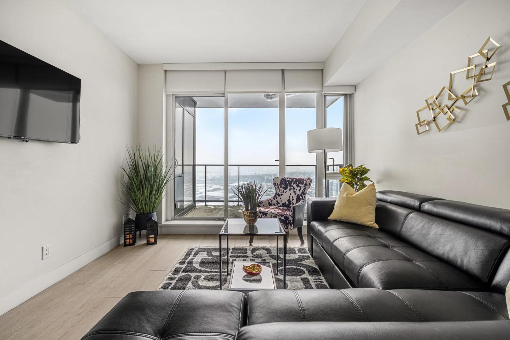 Stunning 34Th Floor Views, Prime Downtown Location - Near Stampede, Casino, Bars! Free Banff Pass, Parking, Wine! Villa YYC Exterior foto